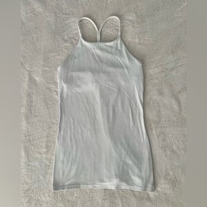 Lululemon tank size 4